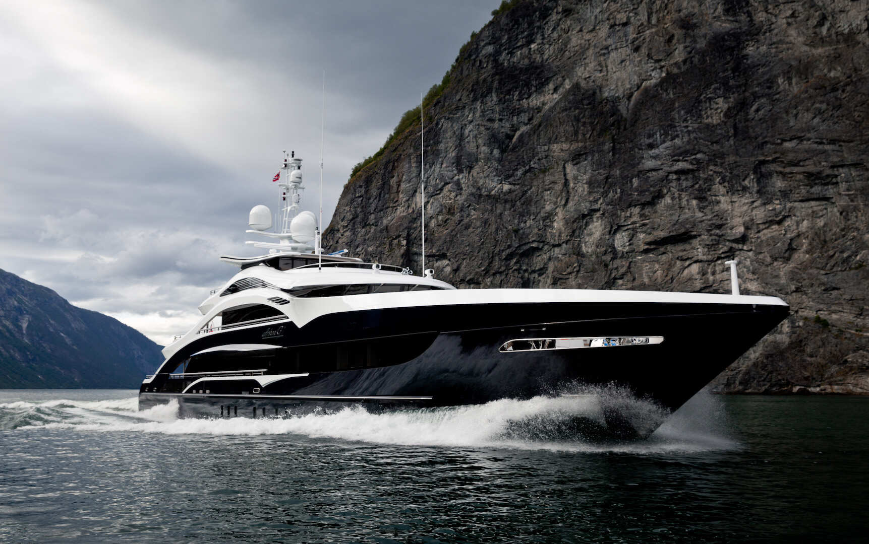 Crewed yacht charter