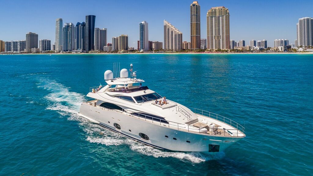 yacht-miami