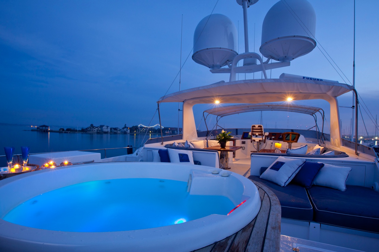 yacht-montereux