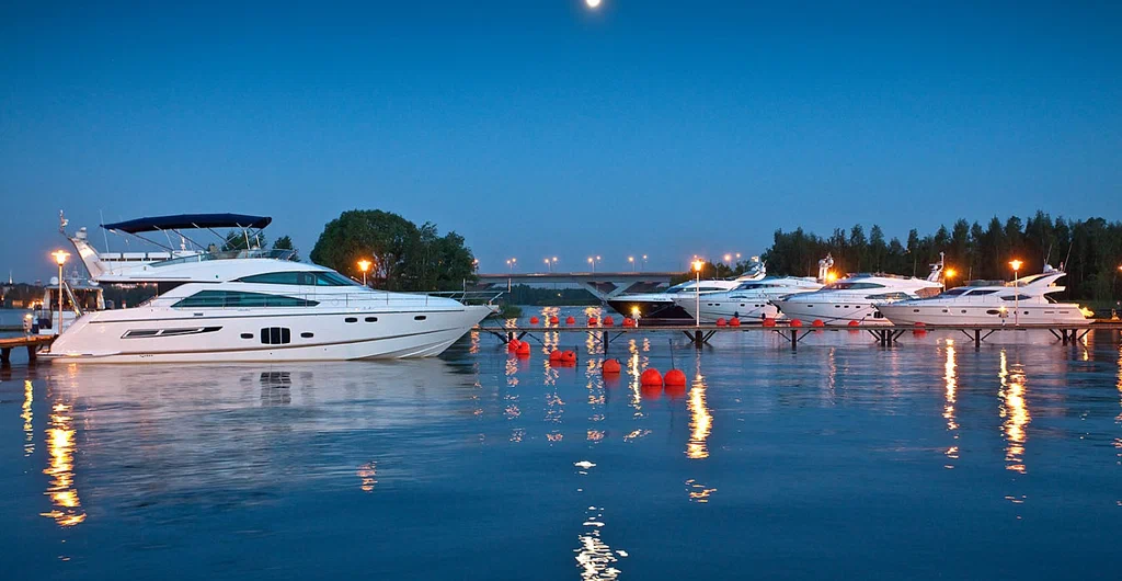 yacht-moscow
